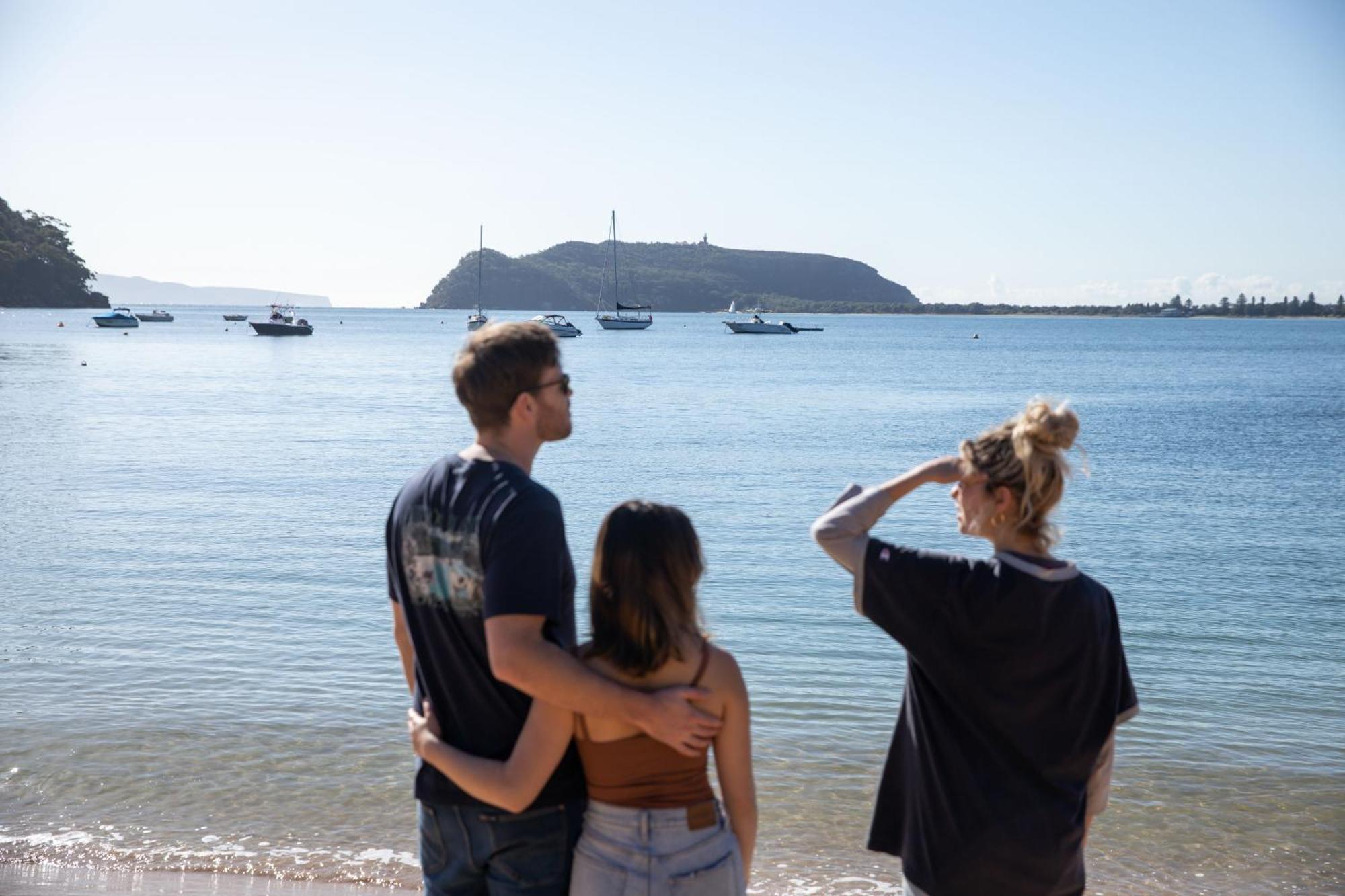 Cape Mackerel Cabin With Magic Palm Beach & Pittwater Views Villa Great Mackerel Beach Luaran gambar